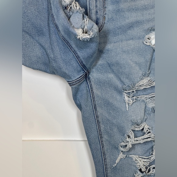 AE Mom Jeans Size US 2 Regular - Picture 3 of 8